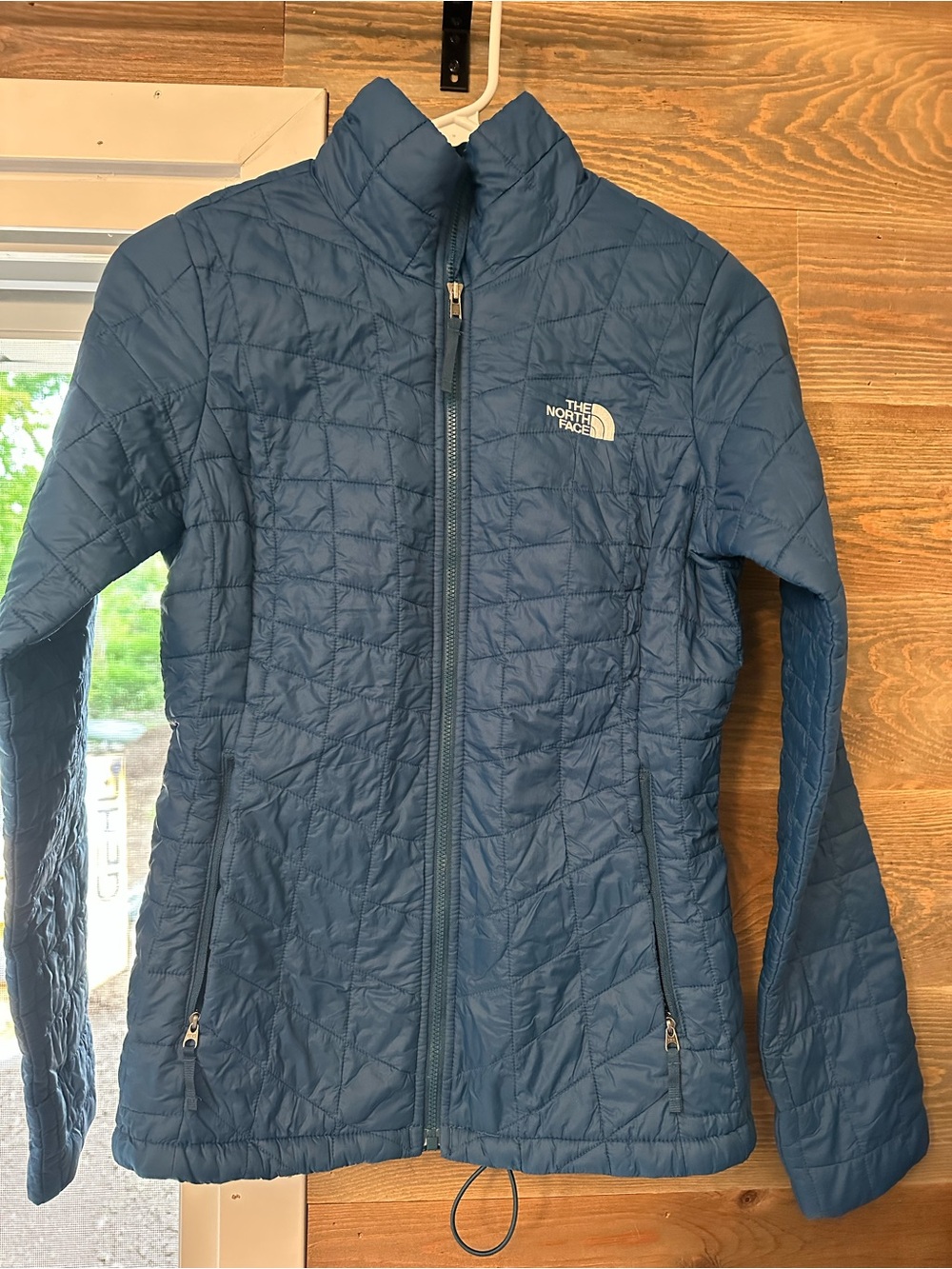 The North Face Women's Quilted Navy Blue Packable Puffer Jacket